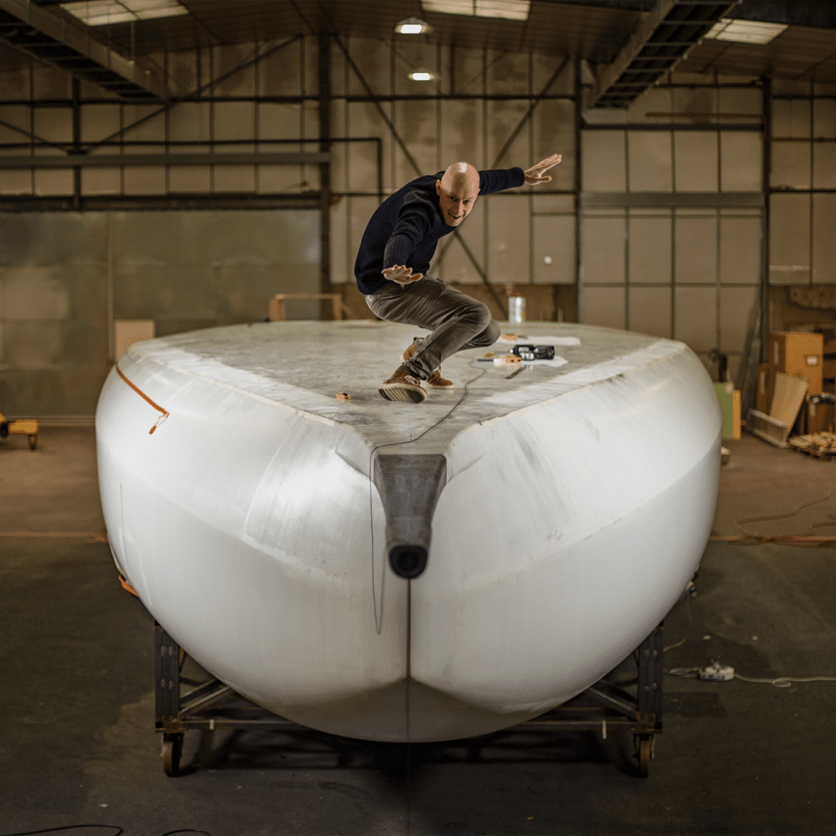 Lever de rideau sur l'Imoca L'Occitane en Provence ©Pierre Bouras